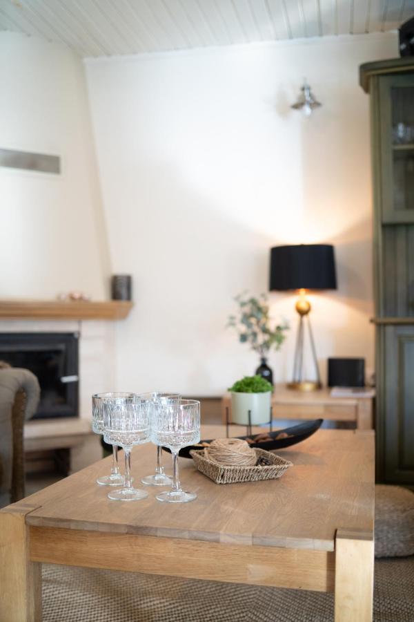 Guest House In Dobele City Center- Pilsetas Maja ภายนอก รูปภาพ