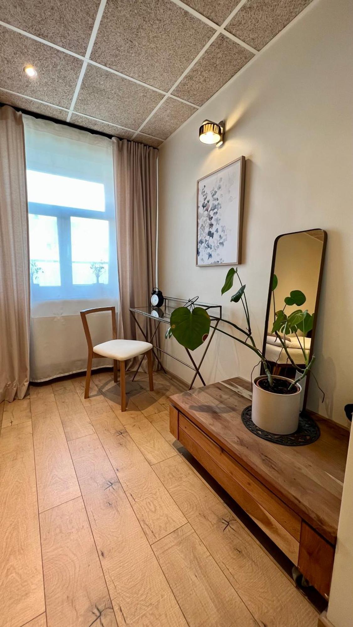Guest House In Dobele City Center- Pilsetas Maja ภายนอก รูปภาพ